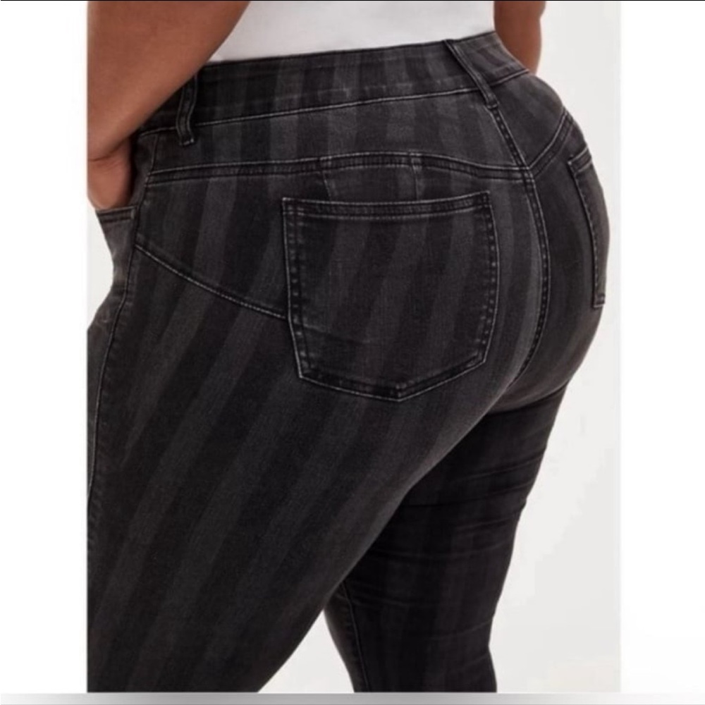 torrid Black Gray Striped High-Rise Skinny Jeans - Picture 3 of 7